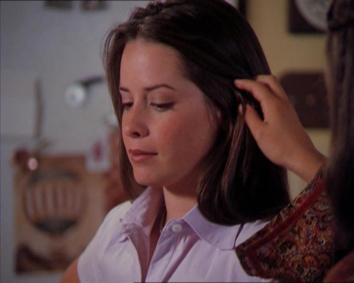 Charmed-Online_dot_net-2x01WitchTrial1654.jpg