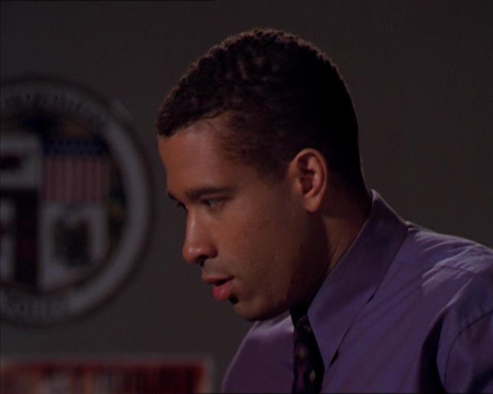 Charmed-Online_dot_net-2x01WitchTrial1691.jpg