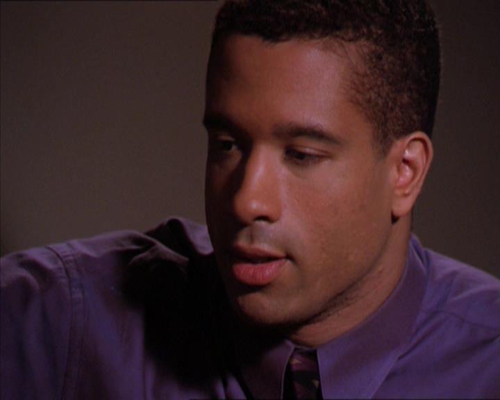 Charmed-Online_dot_net-2x01WitchTrial1746.jpg