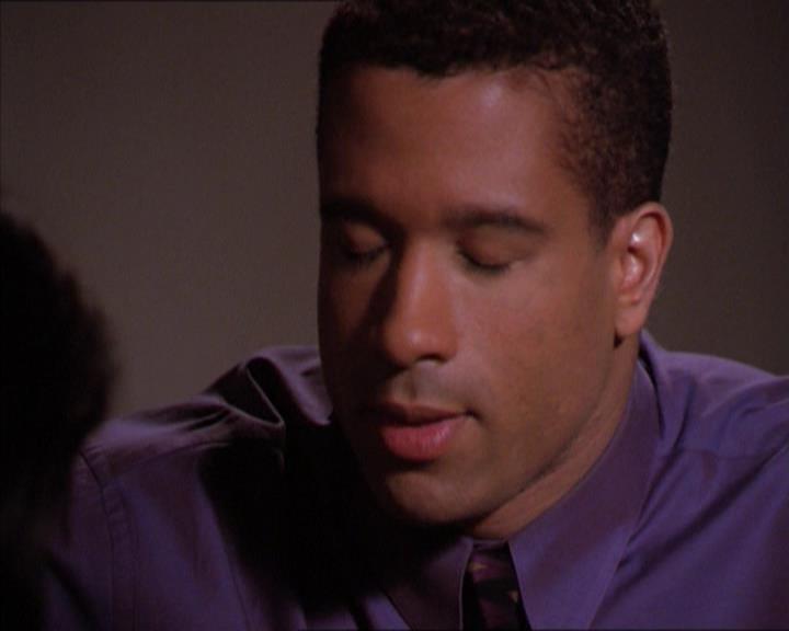 Charmed-Online_dot_net-2x01WitchTrial1749.jpg