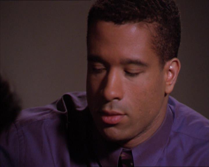 Charmed-Online_dot_net-2x01WitchTrial1764.jpg