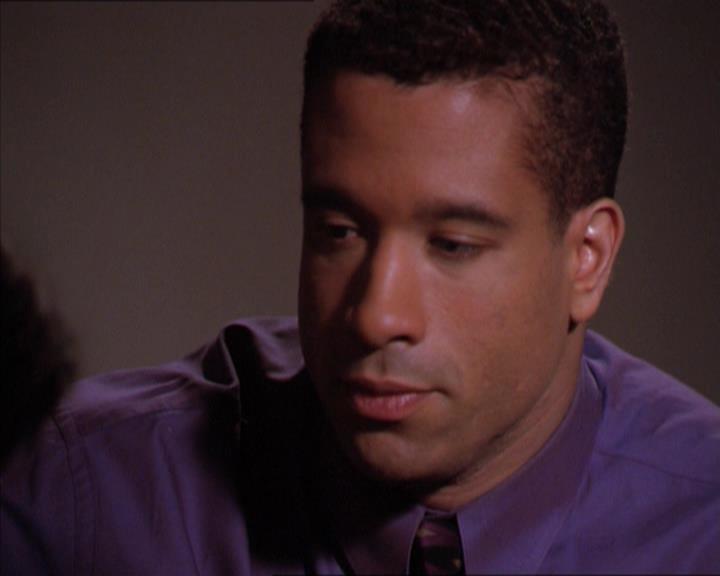 Charmed-Online_dot_net-2x01WitchTrial1766.jpg