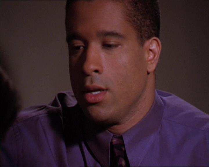 Charmed-Online_dot_net-2x01WitchTrial1768.jpg