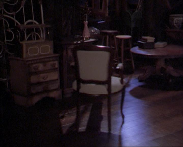 Charmed-Online_dot_net-2x01WitchTrial1841.jpg