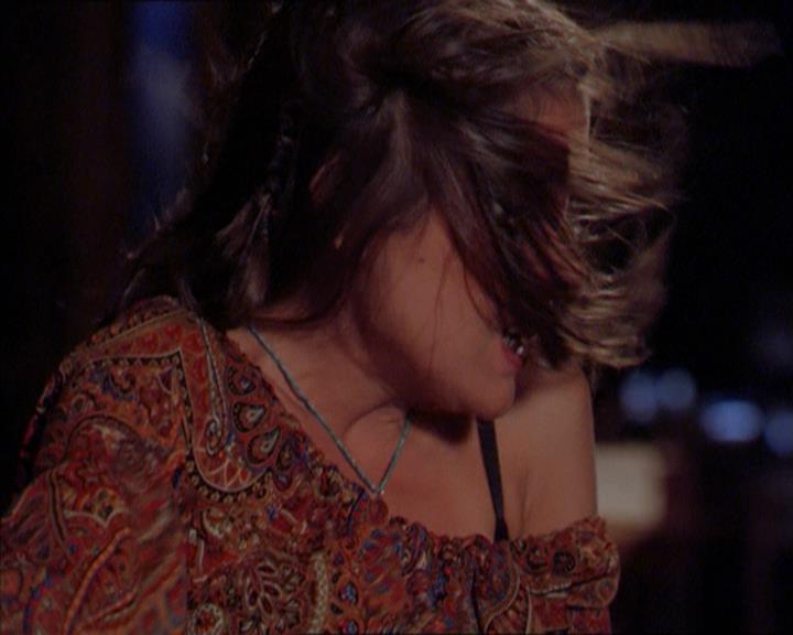 Charmed-Online_dot_net-2x01WitchTrial1881.jpg