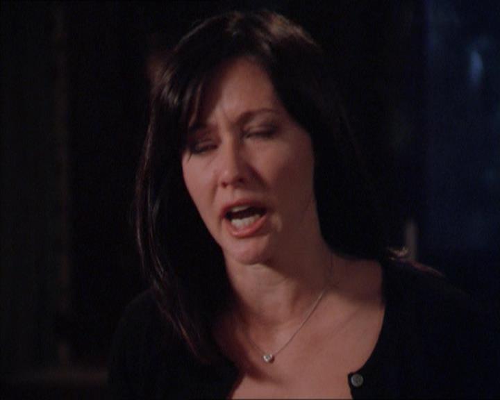 Charmed-Online_dot_net-2x01WitchTrial1933.jpg
