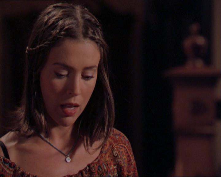Charmed-Online_dot_net-2x01WitchTrial1962.jpg