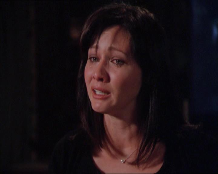 Charmed-Online_dot_net-2x01WitchTrial1973.jpg