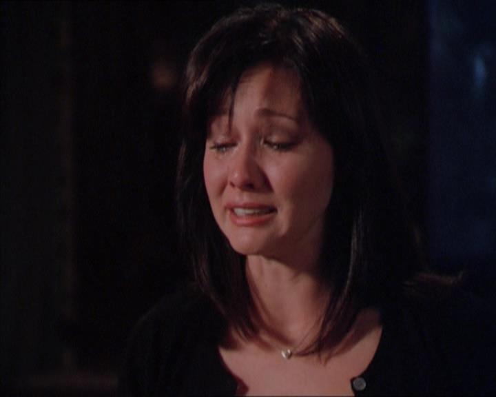 Charmed-Online_dot_net-2x01WitchTrial1975.jpg