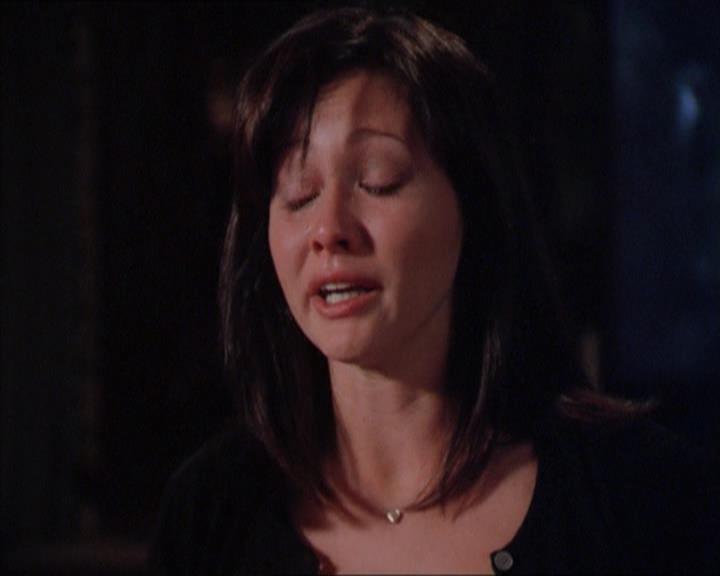 Charmed-Online_dot_net-2x01WitchTrial1976.jpg