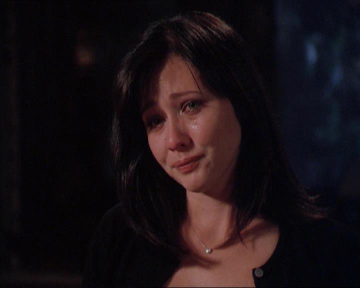 Charmed-Online_dot_net-2x01WitchTrial2039.jpg