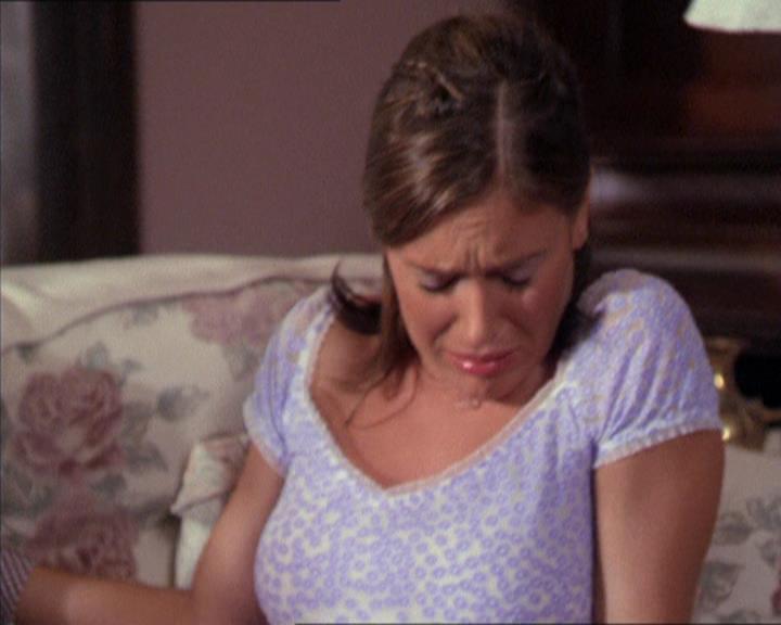 Charmed-Online_dot_net-2x02MoralityBites0126.jpg
