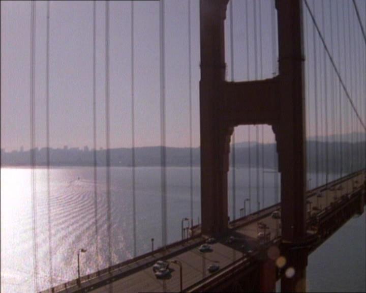 Charmed-Online_dot_net-2x02MoralityBites0197.jpg