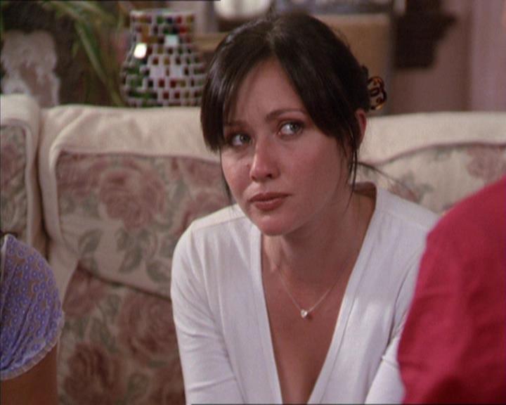 Charmed-Online_dot_net-2x02MoralityBites0250.jpg