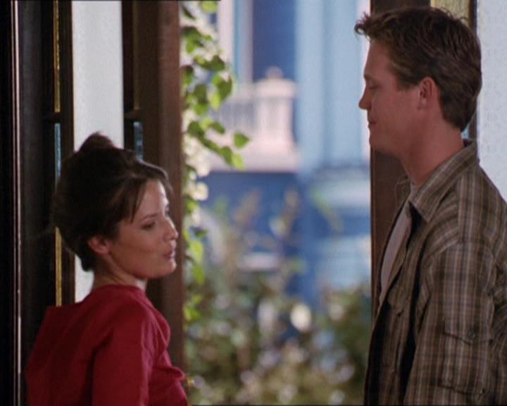 Charmed-Online_dot_net-2x02MoralityBites0263.jpg