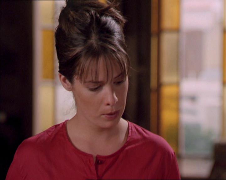 Charmed-Online_dot_net-2x02MoralityBites0331.jpg