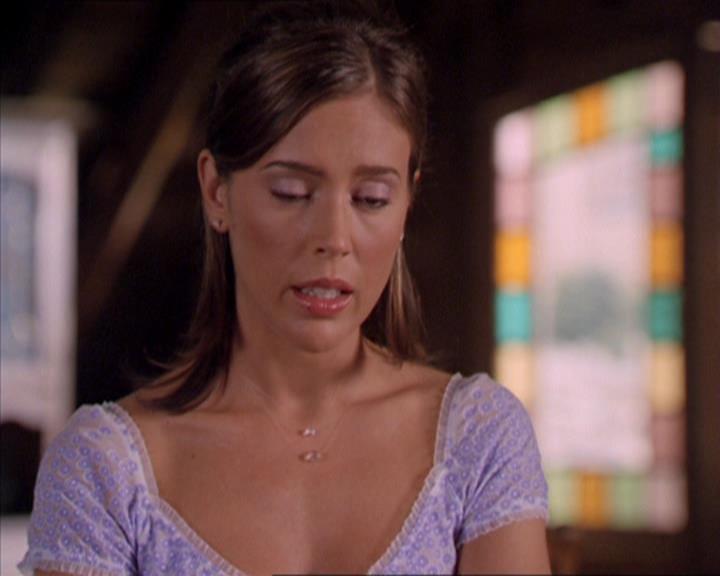 Charmed-Online_dot_net-2x02MoralityBites0356.jpg
