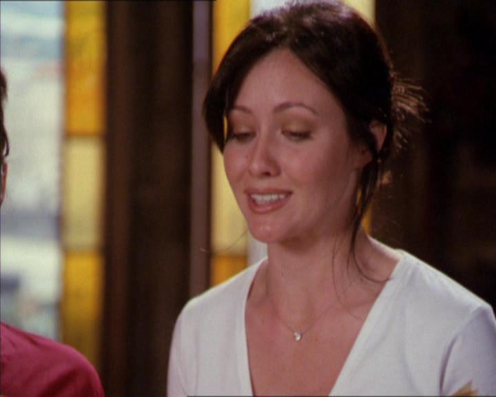 Charmed-Online_dot_net-2x02MoralityBites0371.jpg