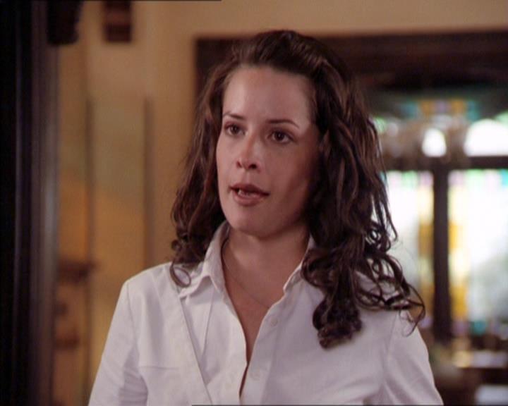 Charmed-Online_dot_net-2x02MoralityBites0503.jpg Charmed-Online_dot_net-2x02MoralityBites0503.jpg