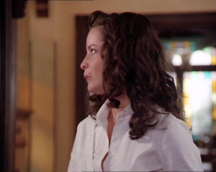 Charmed-Online_dot_net-2x02MoralityBites0511.jpg Charmed-Online_dot_net-2x02MoralityBites0511.jpg