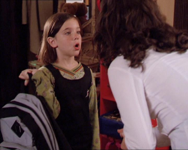 Charmed-Online_dot_net-2x02MoralityBites0520.jpg