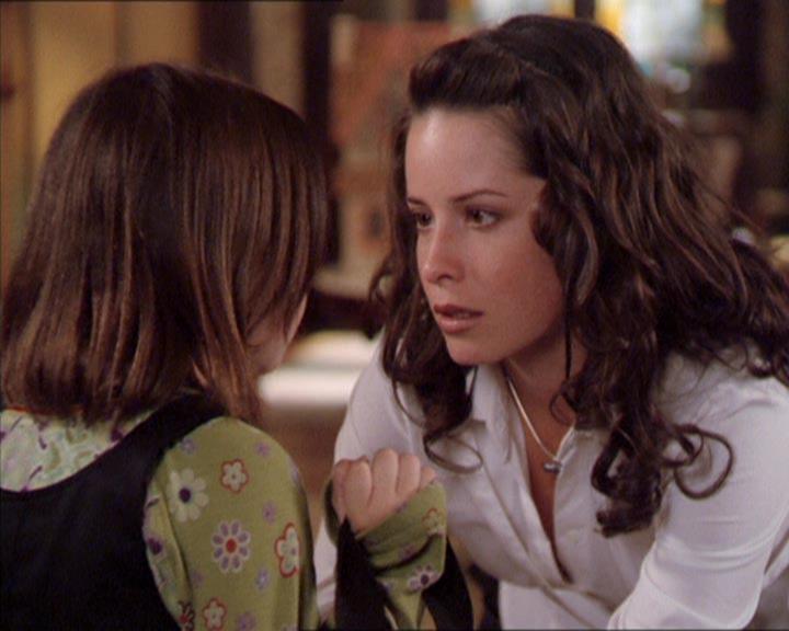 Charmed-Online_dot_net-2x02MoralityBites0522.jpg