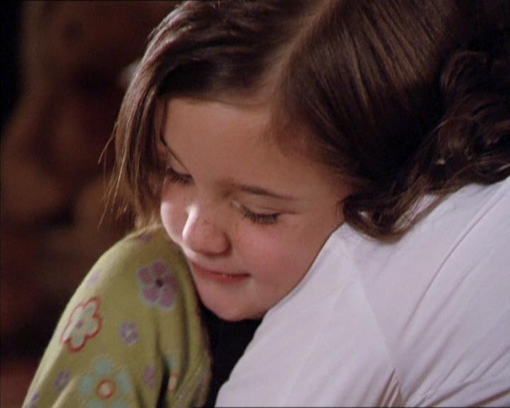 Charmed-Online_dot_net-2x02MoralityBites0532.jpg
