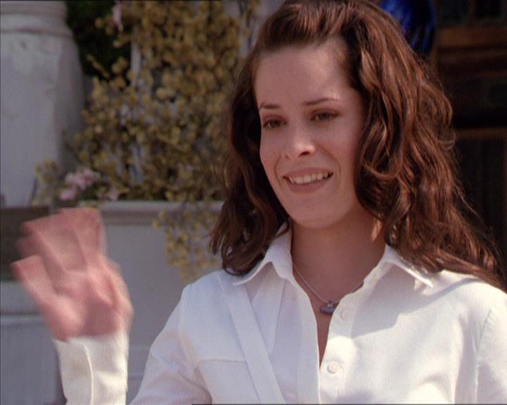 Charmed-Online_dot_net-2x02MoralityBites0539.jpg