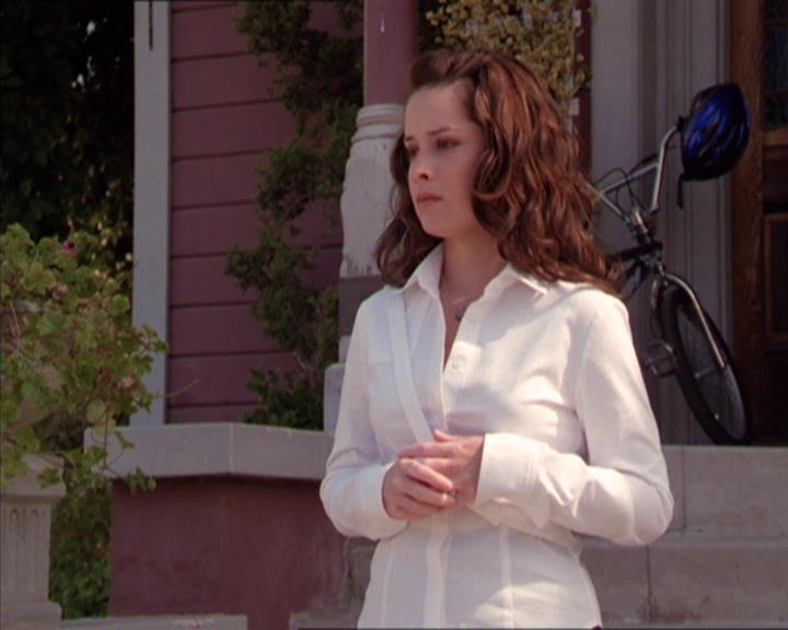 Charmed-Online_dot_net-2x02MoralityBites0546.jpg Charmed-Online_dot_net-2x02MoralityBites0546.jpg