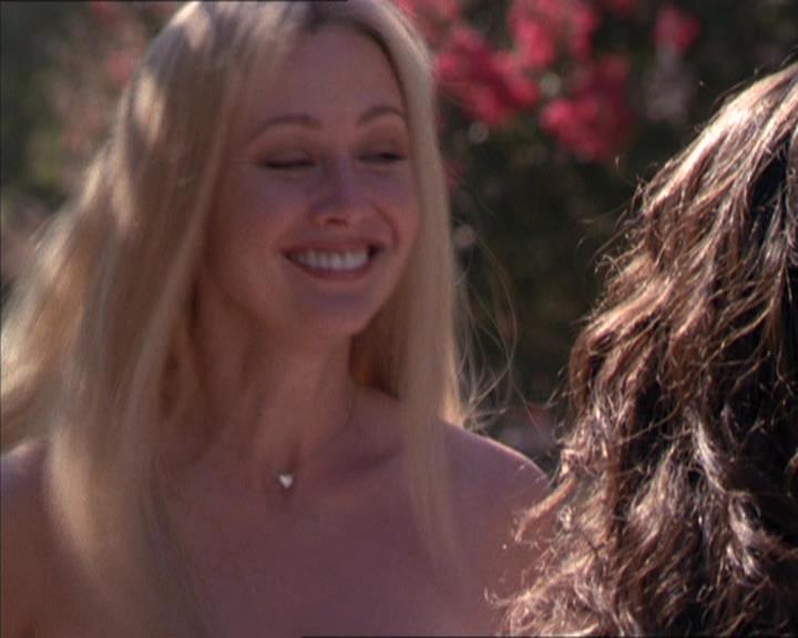 Charmed-Online_dot_net-2x02MoralityBites0591.jpg Charmed-Online_dot_net-2x02MoralityBites0591.jpg