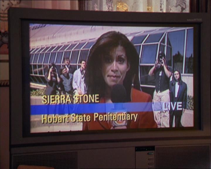 Charmed-Online_dot_net-2x02MoralityBites0673.jpg