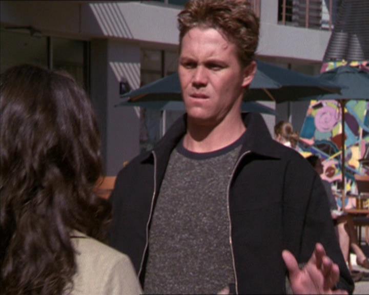 Charmed-Online_dot_net-2x02MoralityBites0869.jpg