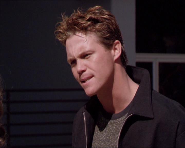 Charmed-Online_dot_net-2x02MoralityBites0883.jpg Charmed-Online_dot_net-2x02MoralityBites0883.jpg