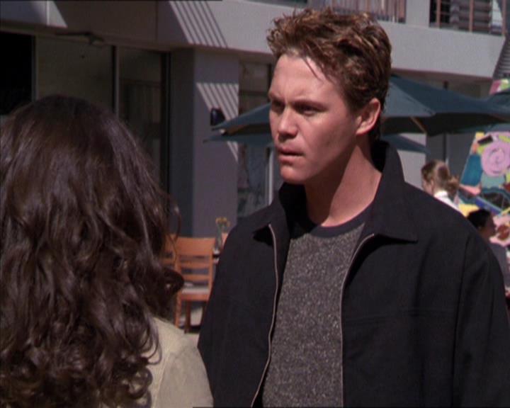 Charmed-Online_dot_net-2x02MoralityBites0890.jpg
