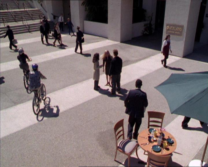 Charmed-Online_dot_net-2x02MoralityBites0901.jpg Charmed-Online_dot_net-2x02MoralityBites0901.jpg