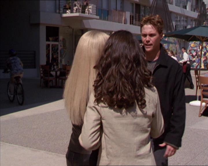 Charmed-Online_dot_net-2x02MoralityBites0904.jpg Charmed-Online_dot_net-2x02MoralityBites0904.jpg