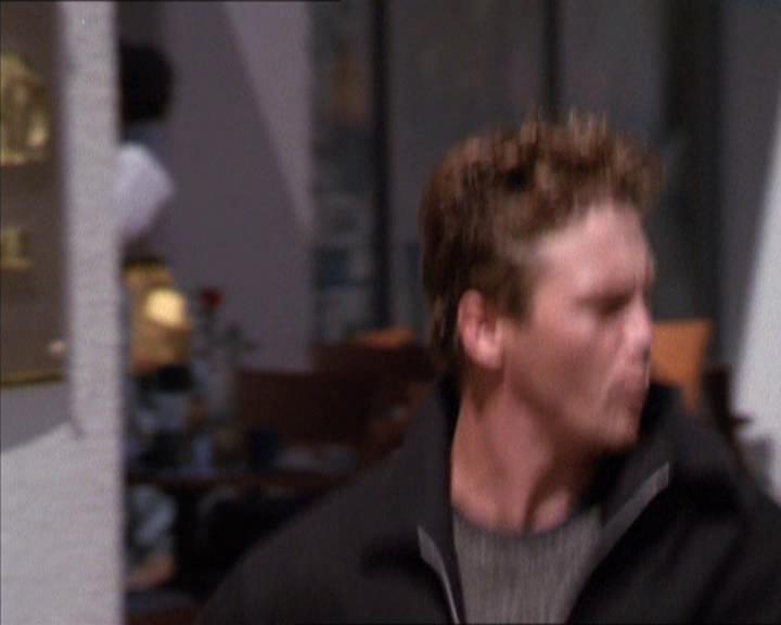 Charmed-Online_dot_net-2x02MoralityBites0907.jpg