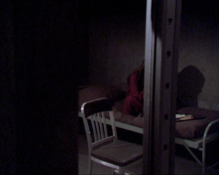 Charmed-Online_dot_net-2x02MoralityBites0916.jpg Charmed-Online_dot_net-2x02MoralityBites0916.jpg