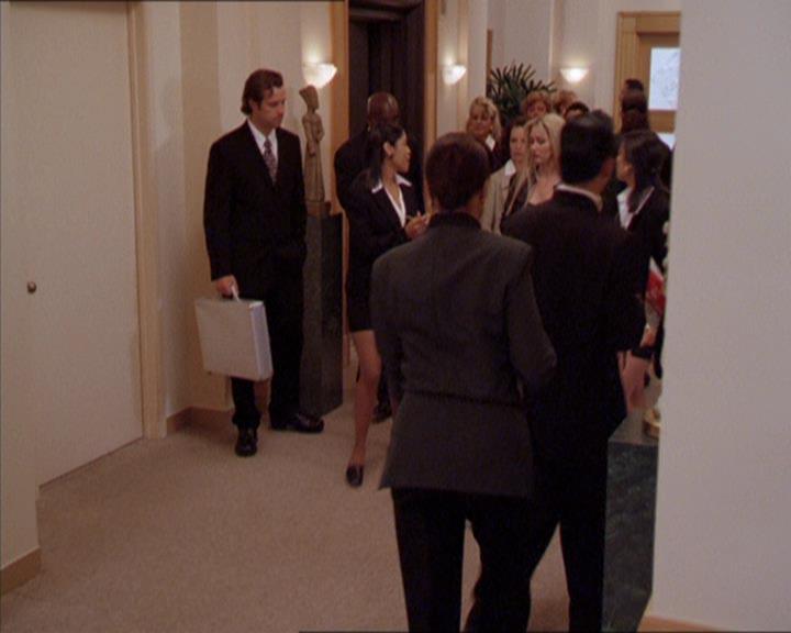 Charmed-Online_dot_net-2x02MoralityBites1233.jpg