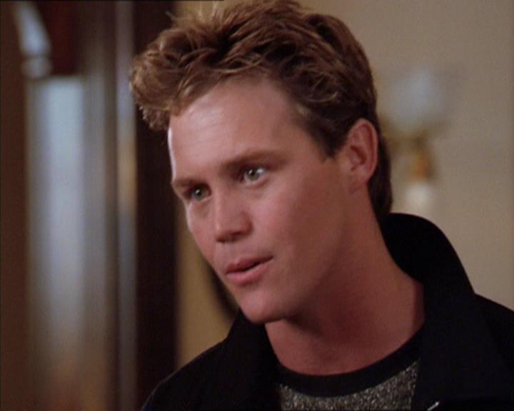 Charmed-Online_dot_net-2x02MoralityBites1572.jpg Charmed-Online_dot_net-2x02MoralityBites1572.jpg