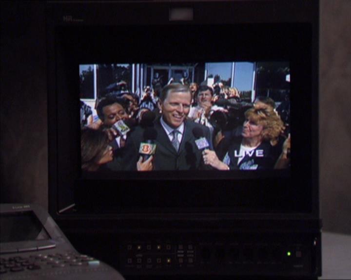 Charmed-Online_dot_net-2x02MoralityBites1604.jpg Charmed-Online_dot_net-2x02MoralityBites1604.jpg