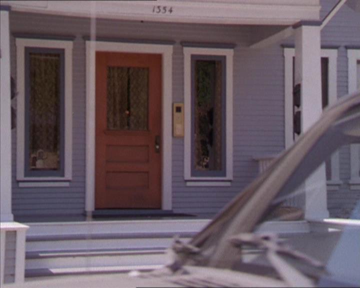 Charmed-Online_dot_net-2x02MoralityBites1628.jpg