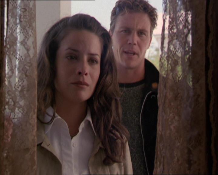 Charmed-Online_dot_net-2x02MoralityBites1671.jpg Charmed-Online_dot_net-2x02MoralityBites1671.jpg