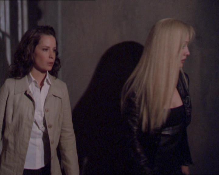 Charmed-Online_dot_net-2x02MoralityBites1885.jpg Charmed-Online_dot_net-2x02MoralityBites1885.jpg