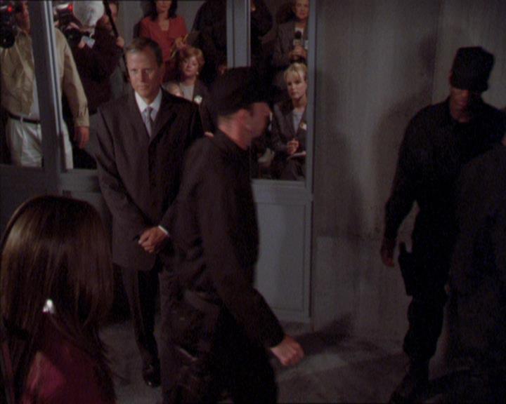 Charmed-Online_dot_net-2x02MoralityBites1928.jpg Charmed-Online_dot_net-2x02MoralityBites1928.jpg