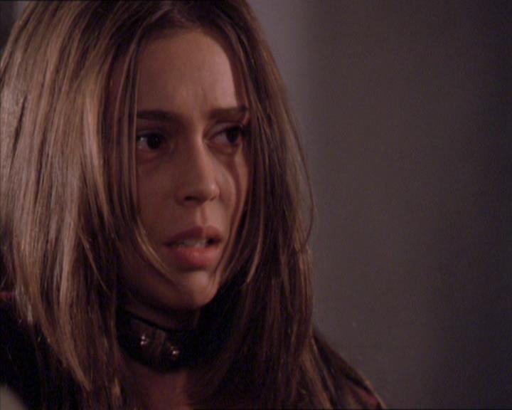 Charmed-Online_dot_net-2x02MoralityBites1998.jpg
