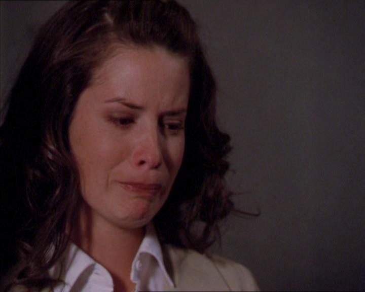 Charmed-Online_dot_net-2x02MoralityBites2038.jpg