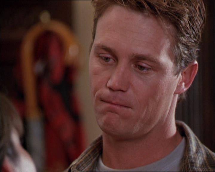 Charmed-Online_dot_net-2x02MoralityBites2378.jpg