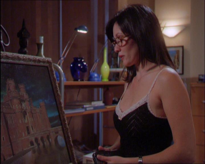 Charmed-Online_dot_net-2x03ThePaintedWorld0025.jpg