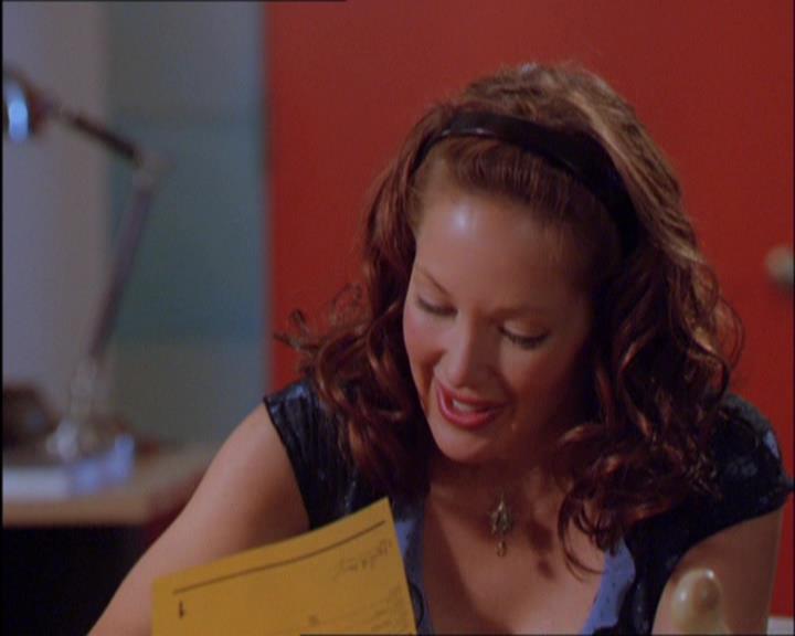 Charmed-Online_dot_net-2x03ThePaintedWorld0053.jpg